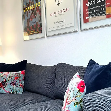 Alter Konsumverein, App N° 9 *